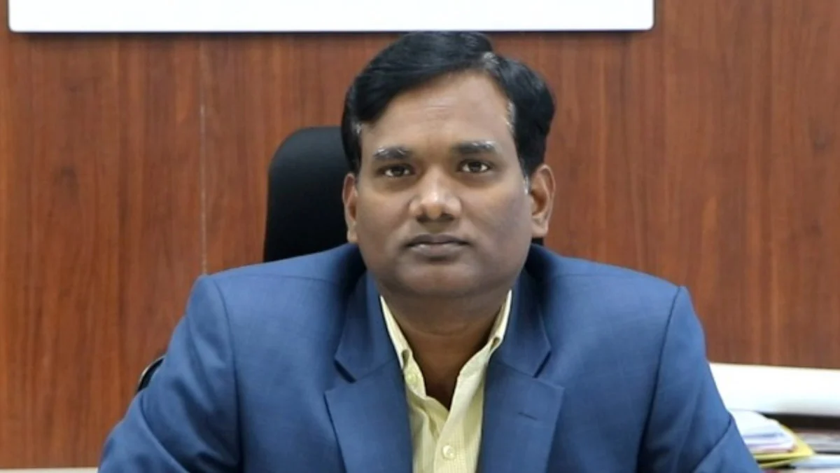 Ias jaywardhan (1)